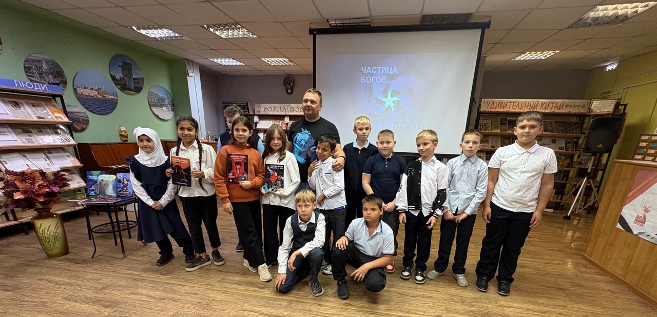 Знакомство с интересным человеком Вячеславом Матрониным в рамках V фестиваля детской книги «Умная книга - Саратов»