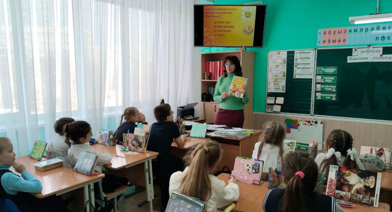 Масленица весела, всех на праздник собрала