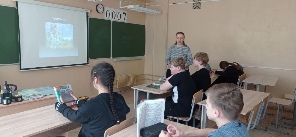 Жил-был художник и поэт — Геннадий Голобоков