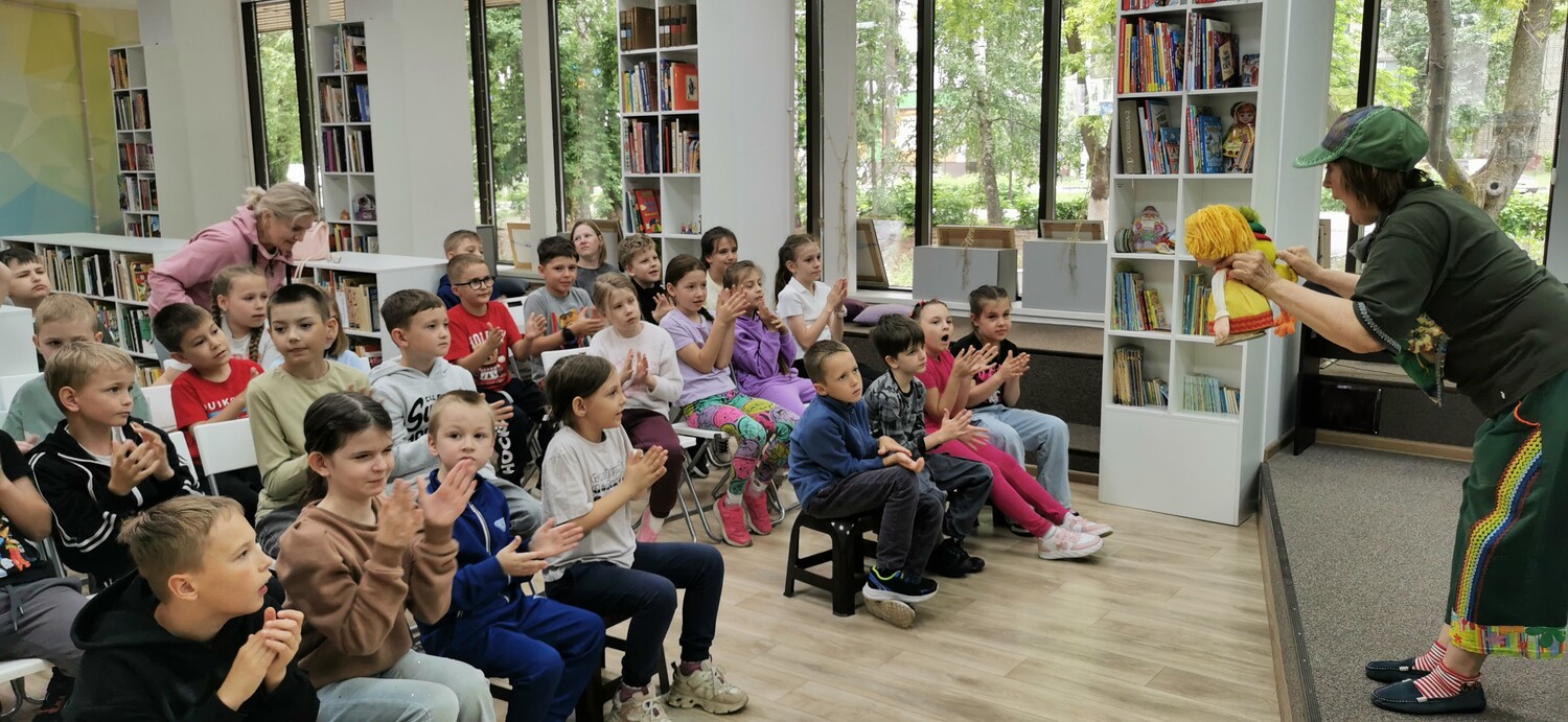 Сказка, дружба и летние приключения: как мы отметили День защиты детей в библиотеке!